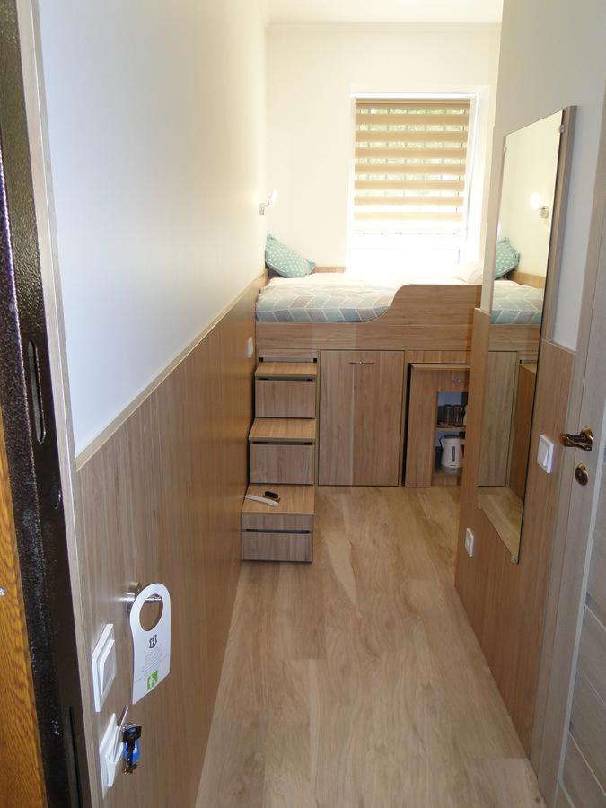 Mini Elegant Hotel Киев Екстериор снимка
